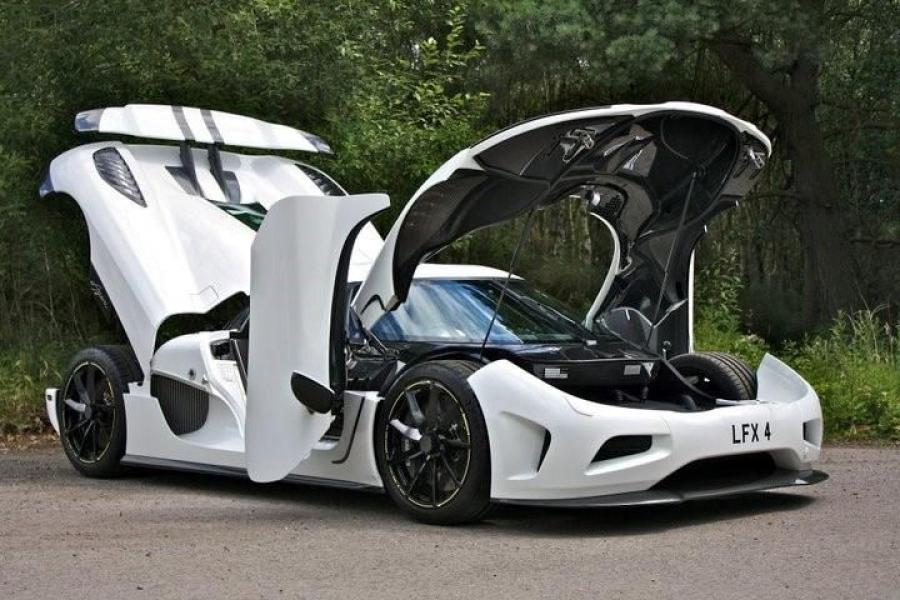 Koenigsegg Agera (7084) (UK) '2011